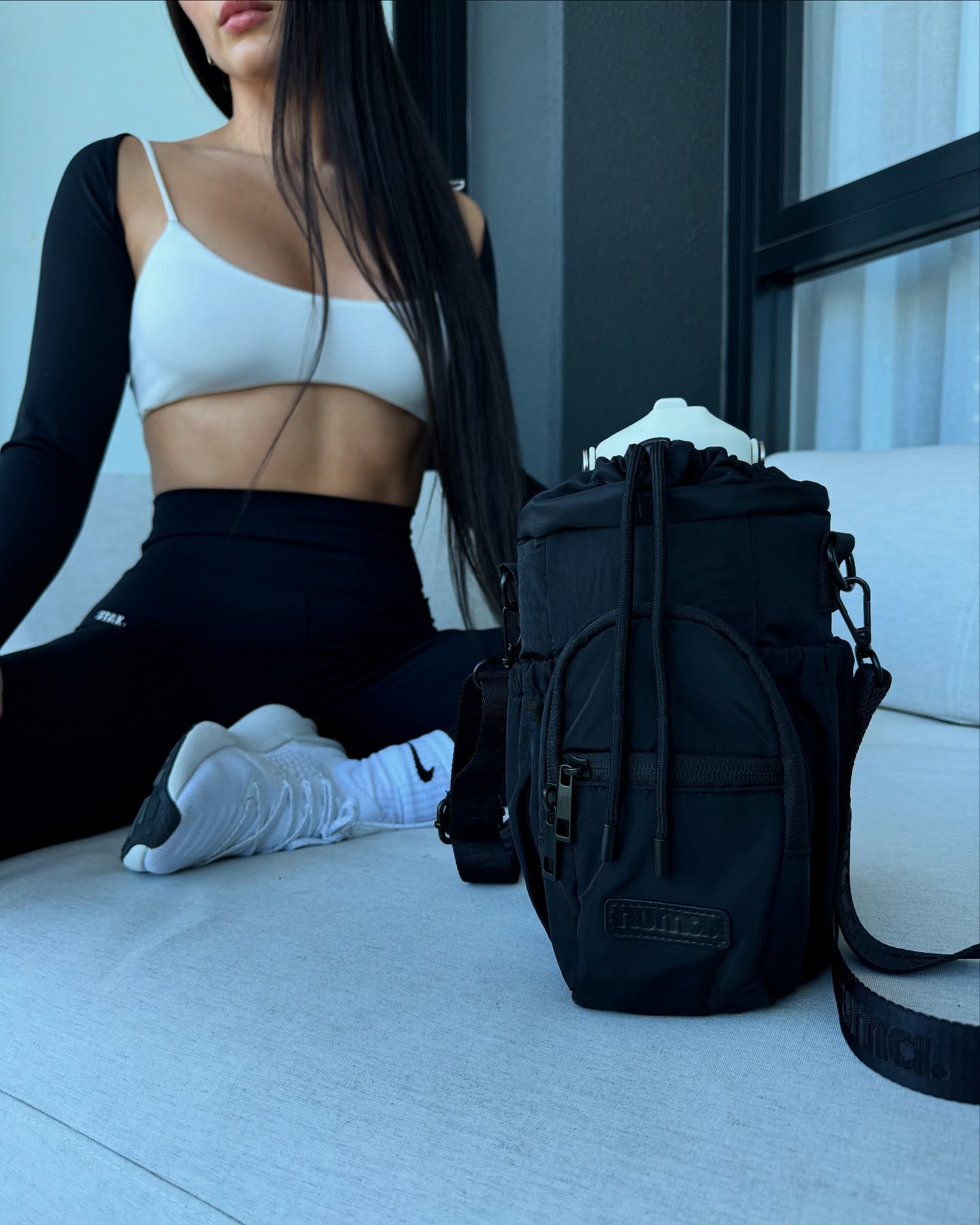 numa bottle bags - black on black