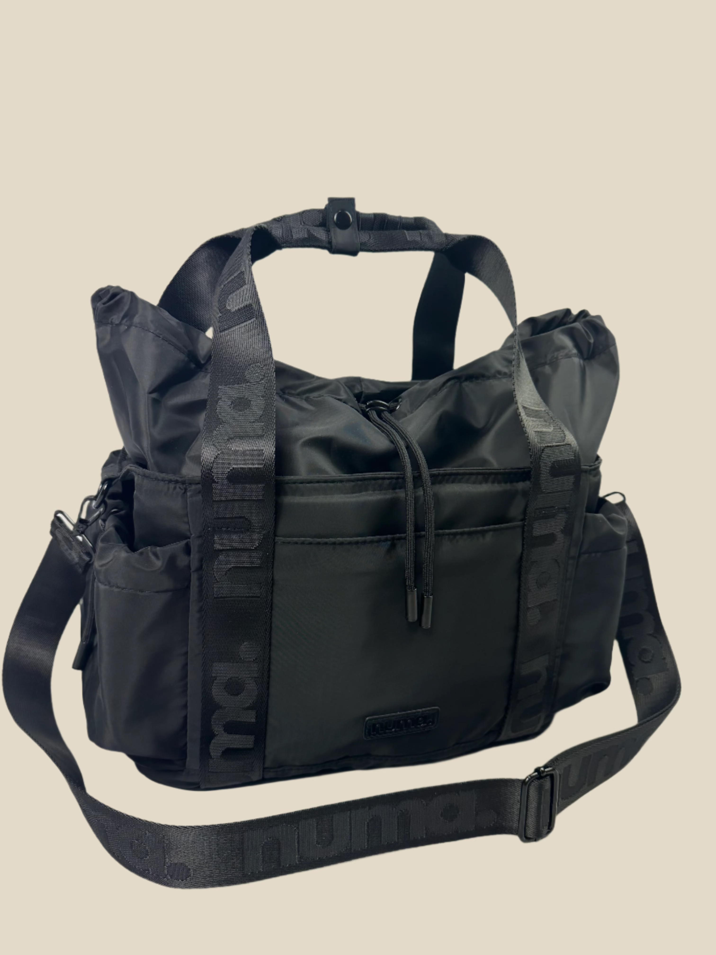 numa essentials bag black