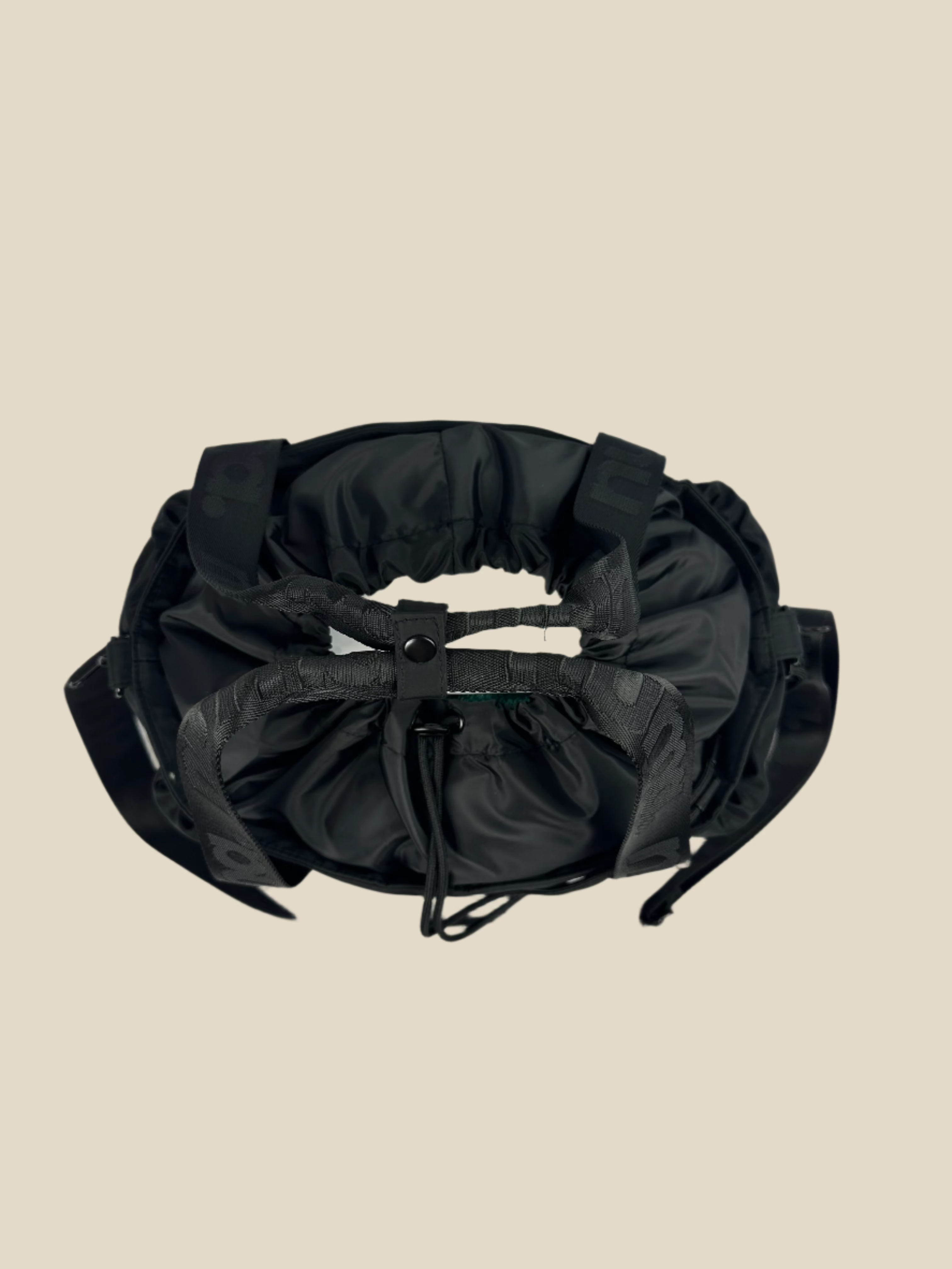 numa essentials bag black